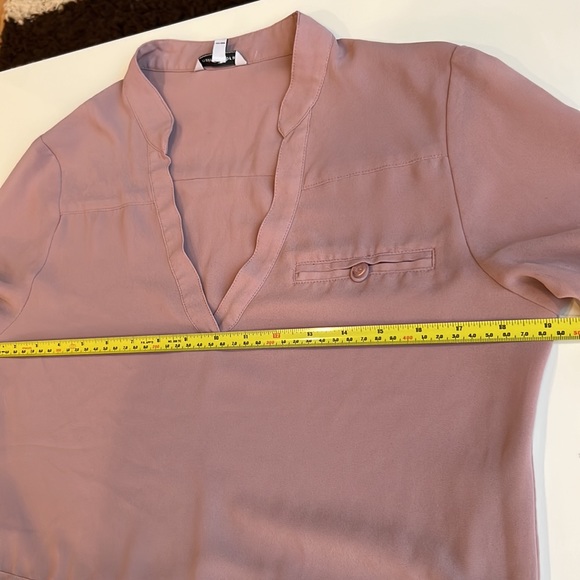 Shirt dress, V neck, Drawstring waist, long Sleeve Buttons pull into 3/4 length - Picture 4 of 6